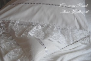 Tiulowe falbanki, srebrna gipiurka