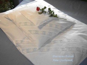 Biel, różana koronka 160x200